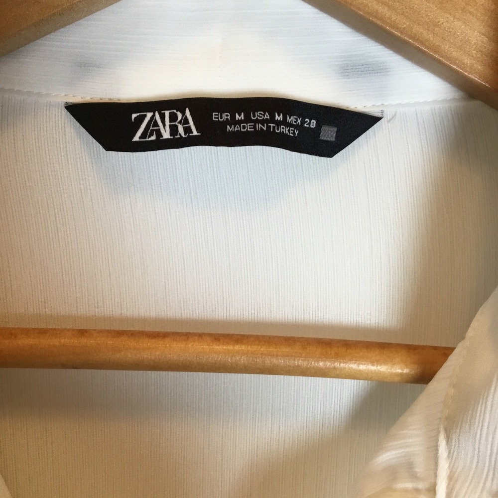 Zara White Ruffle Tiered Button Down Blouse Smocked Cuff Long Sleeve Medium - Picture 4 of 7